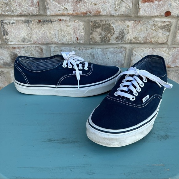 Vans Authentic Navy Blue Canvas Low Top Sneakers Men’s 8/Women’s 9.5 Skate Shoe - Picture 1 of 8